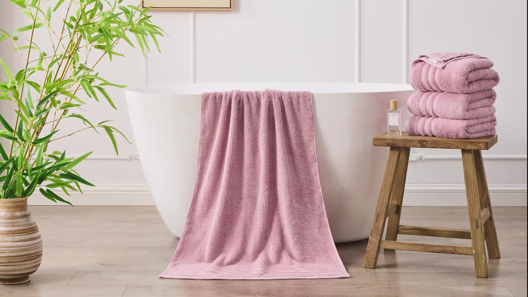 4-Piece Machine Washable Cotton Bath Towel Set product detail 16