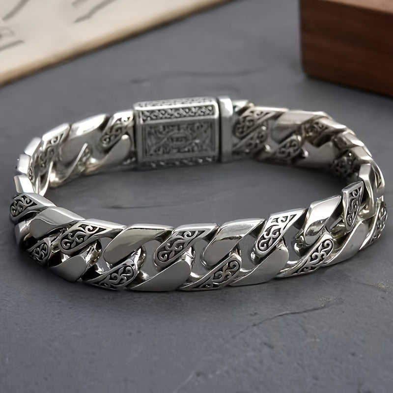 A Vintage-Style Bracelet for Couples, Featuring a Rattan Design for Men