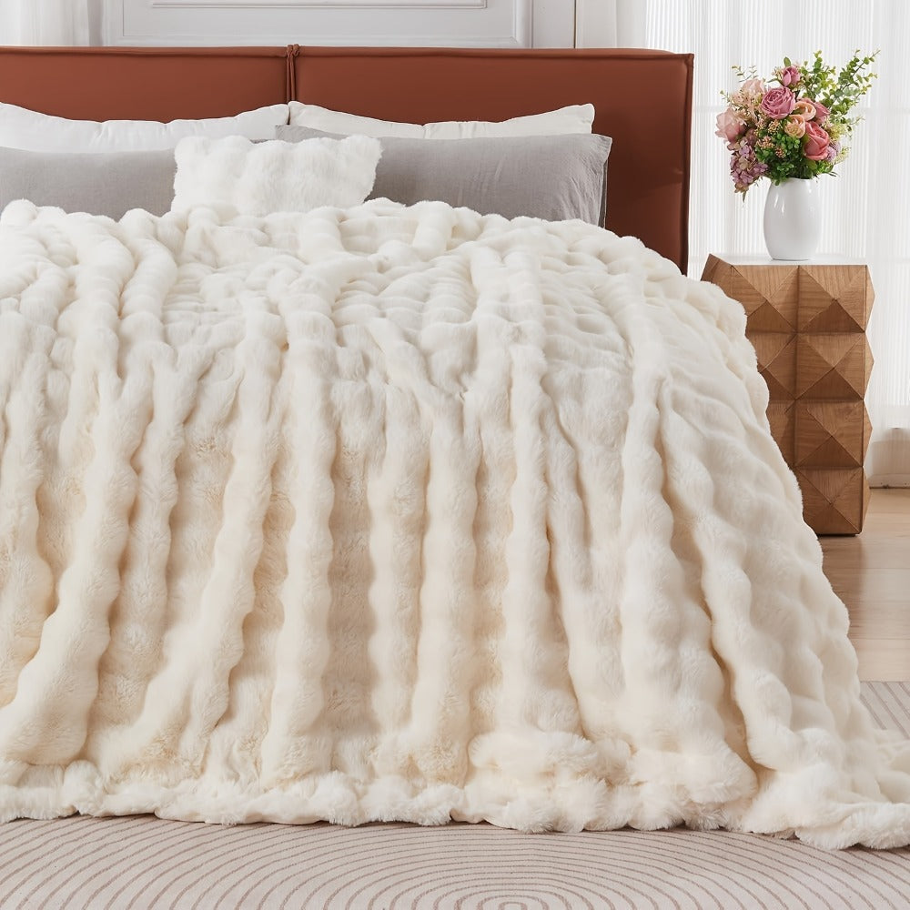 Faux Fur Throw Blanket product detail 6