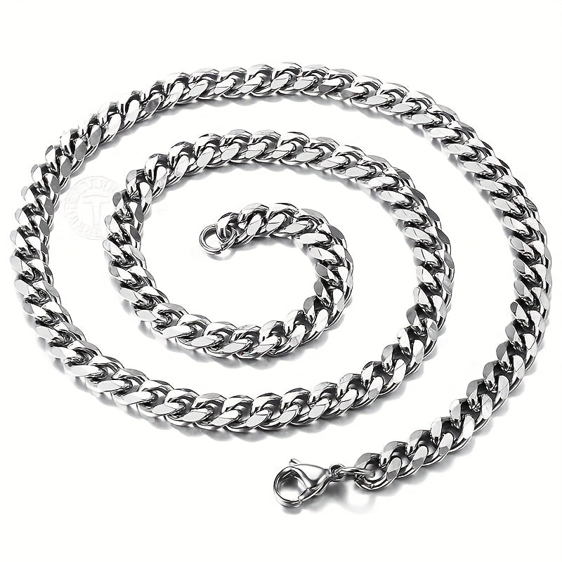 A Stylish And Attractive Necklace Made of Stainless Steel, Featuring a Cuban Curb Chain Design, Available in Lengths from 16 to 76.2 cm And Widths of 3, 5, 7, 9, Or 11 Mm, Suitable for Men