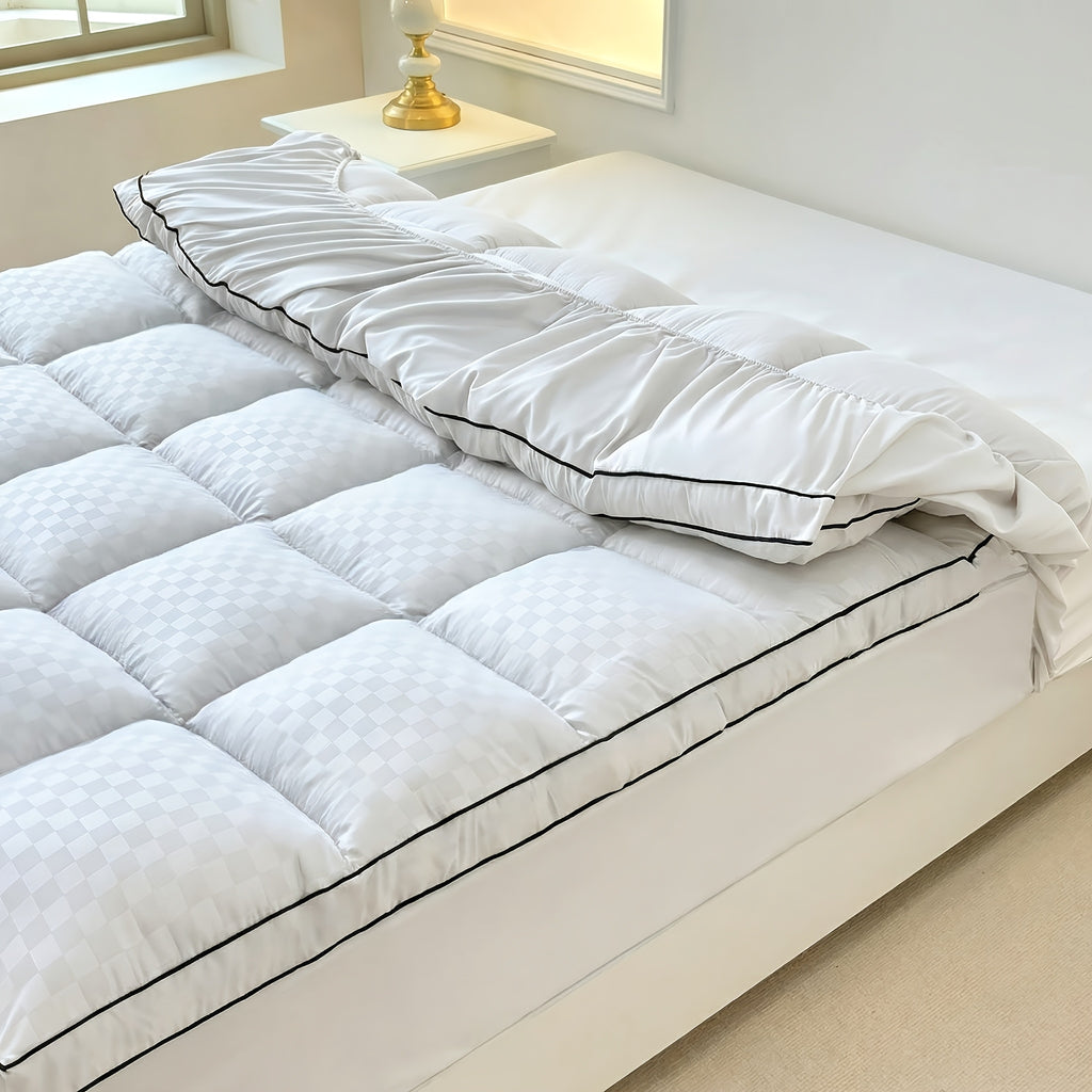 Cloud-Like Skin-Friendly Mattress Protector, Deep Pocket No-Slip, Breathable & Sweat-Free, for all-Season Use, Dust &, Multiple Sizes Available For All Mattresses