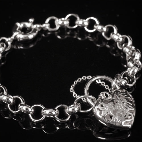Belcher Link Heart Locket Bracelet/ Gold Plated