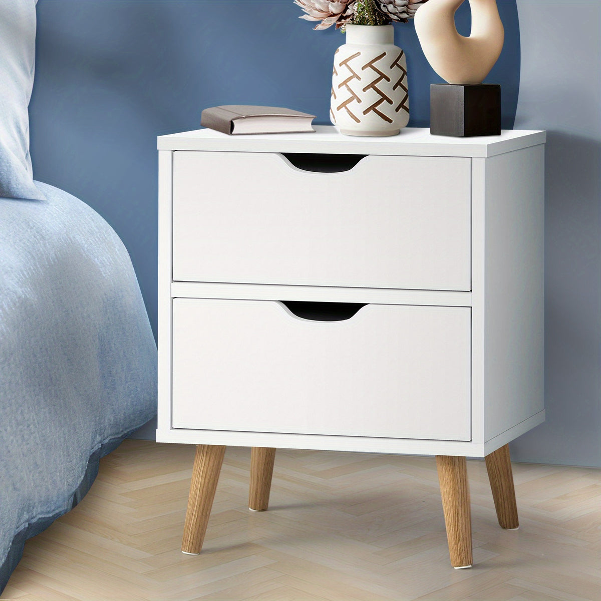 Black Side Table product detail 17