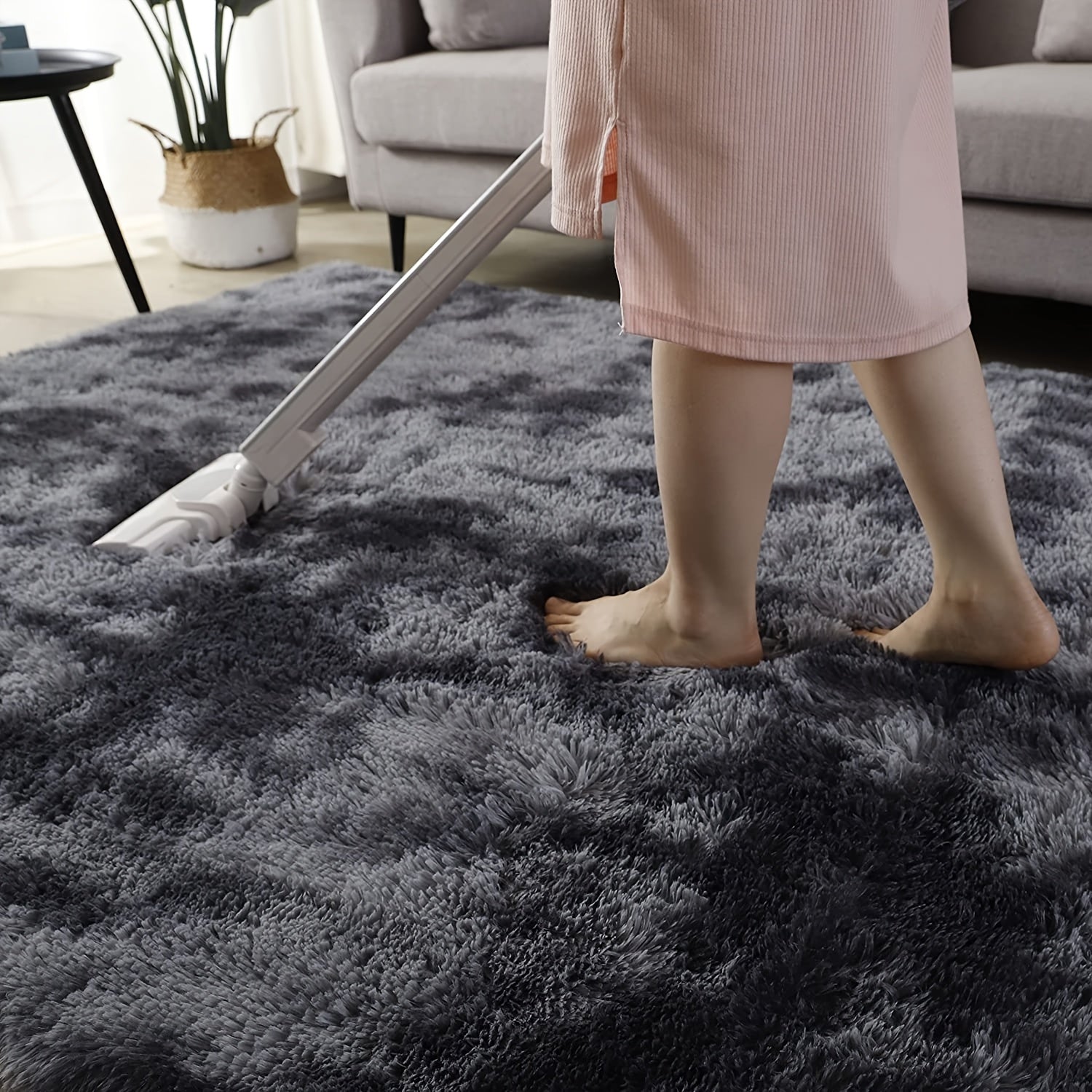 One Fluffy Area Rug Designed for The Bedroom, Featuring a Soft And Fuzzy Shaggy Texture, Suitable for Any Room, with a Non-Slip Base, Available in Light Grey, Dark Grey, Khaki, And Blue