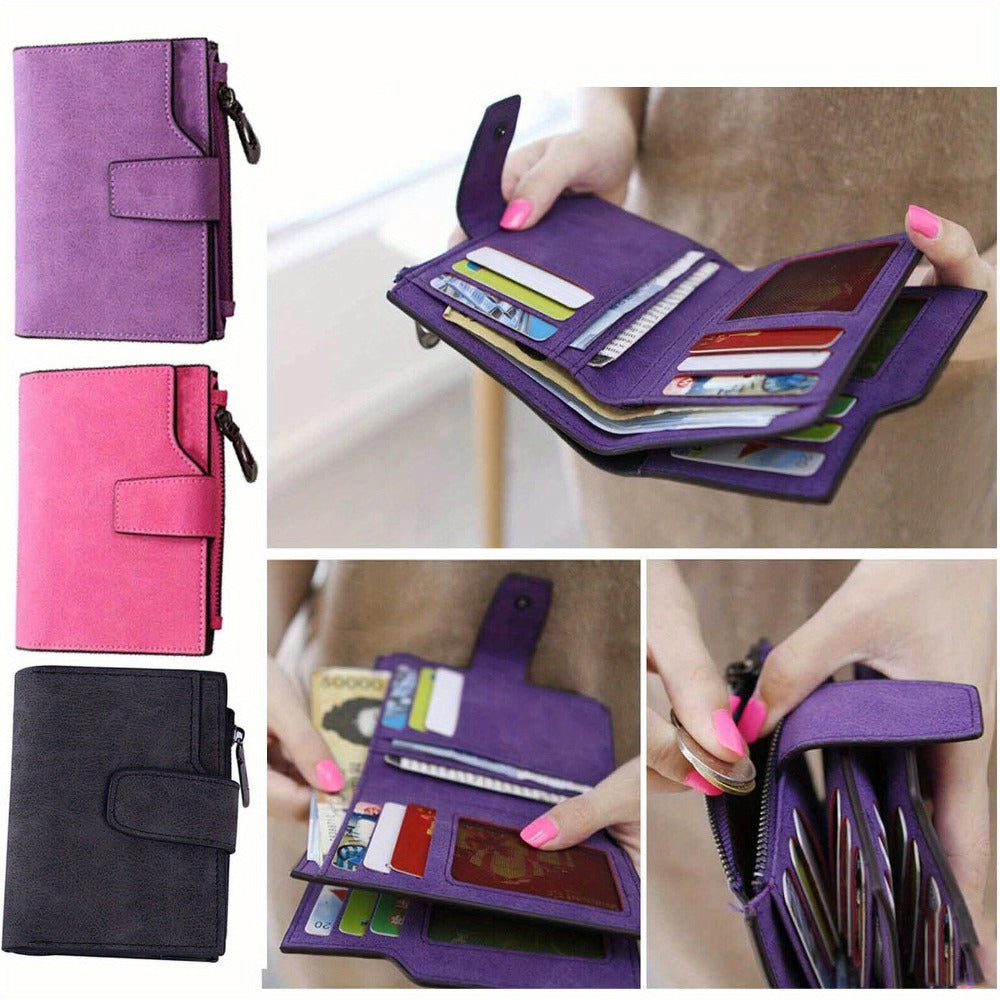 Card Holder in the selected style or colour